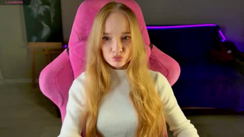 Shawty Mia online show from November 18, 2:09 pm