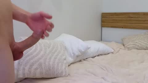 Di online show from February 24, 2:15 pm