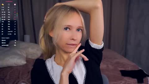 Snapshot of shelleybuss chatting on October 8, 2:34 pm Shelley night Tate day online show from October 8, 2:34 pm
