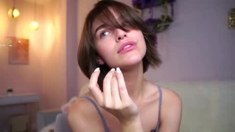 Alex online show from October 25, 1:28 am