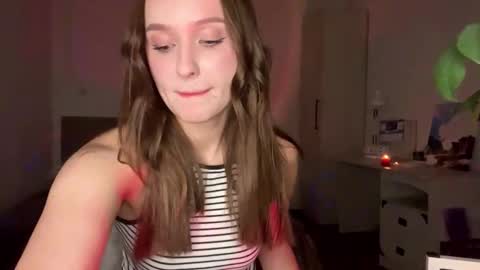 Elsa online show from December 1, 6:17 pm