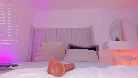 shelynna_azzul online show from November 18, 8:45 pm