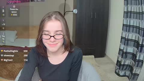 Snapshot of shelyymoon chatting on March 11, 12:11 am ShelyMoon online show from March 11, 12:11 am