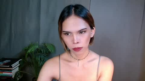 Lana But you can spell it backwards online show from March 30, 10:10 pm