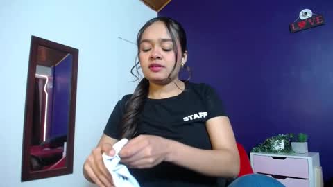 Melissa online show from October 10, 3:51 pm