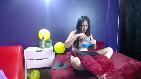 Melissa online show from September 30, 4:39 pm