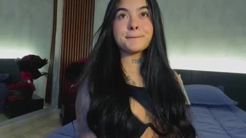 shimmer_lure online show from March 10, 9:18 pm