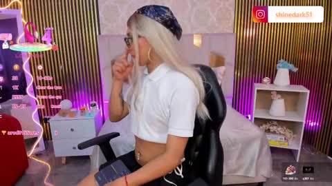 shinedark_tay online show from September 14, 3:31 am