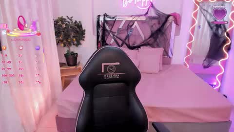 shinedark_tay online show from October 24, 2:56 am