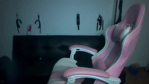 Snapshot of shineex chatting on February 19, 6:11 am Shinee online show from February 19, 6:11 am