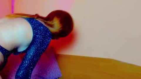 Alexis online show from November 19, 9:13 pm