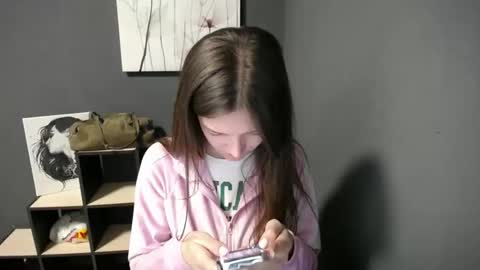 Jesica online show from April 28, 6:18 am