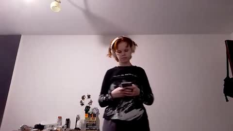 Emma online show from February 28, 9:02 am