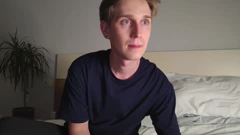 Matthew online show from September 12, 9:06 pm