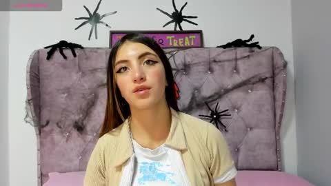 Snapshot of shirleyhott chatting on October 18, 7:40 pm shirleyhott online show from October 18, 7:40 pm