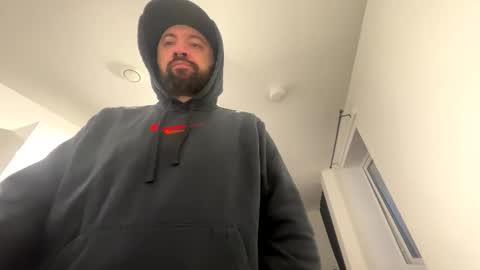 Shady online show from February 28, 6:01 pm