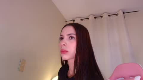 Snapshot of shkendall chatting on October 15, 5:14 pm kendal online show from October 15, 5:14 pm