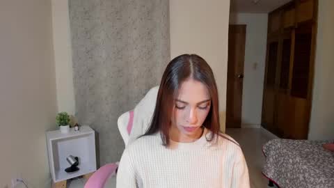 Snapshot of shkendall chatting on February 11, 1:41 pm kendal online show from February 11, 1:41 pm