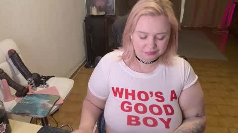 Mimi   online show from February 26, 3:26 pm