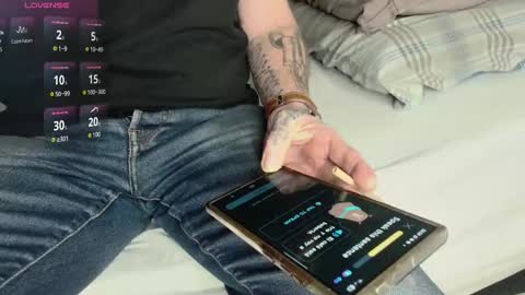 showofjay online show from February 9, 11:29 pm