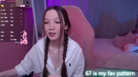 Neila online show from March 28, 2:29 pm