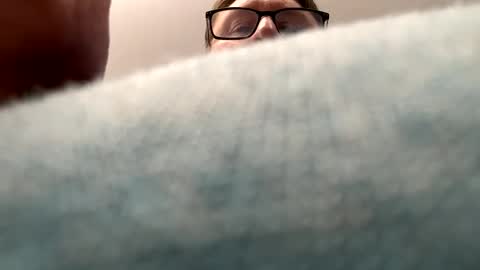 shweatyballs28 online show from January 9, 8:47 pm