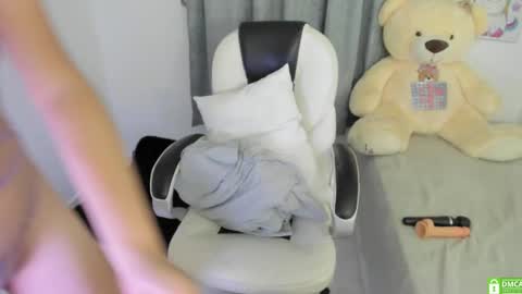 Snapshot of shy_angel4 chatting on January 31, 6:13 am Nahomy online show from January 31, 6:13 am