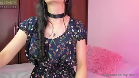 Snapshot of shy_angel_30 chatting on January 22, 12:38 pm Angel online show from January 22, 12:38 pm