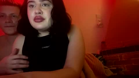 shy_couple_cute online show from February 1, 8:37 pm