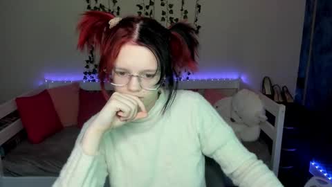 shy_elina01 online show from November 15, 11:01 am