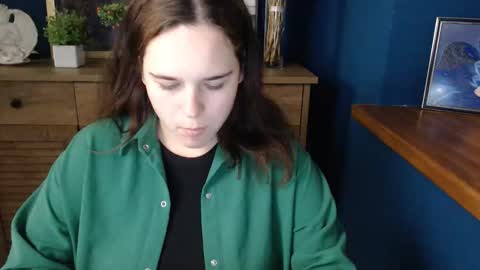 shy_lil online show from September 15, 6:26 am