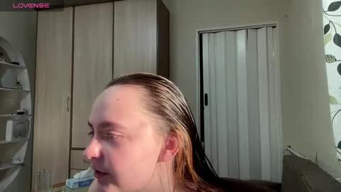 Elizabeth online show from January 16, 7:50 am