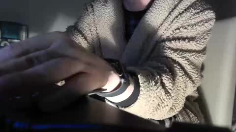 shyboy0533 online show from October 9, 9:42 pm