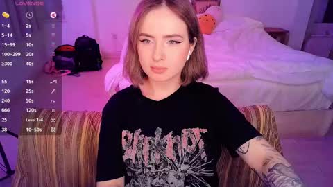 Effie online show from February 24, 4:26 pm