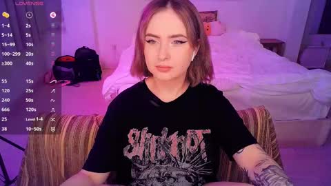 Effie online show from February 25, 1:43 pm