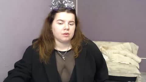 Snapshot of shyness_girl chatting on October 20, 7:35 am Bethany online show from October 20, 7:35 am