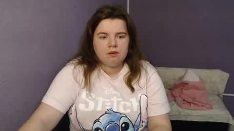 Snapshot of shyness_girl chatting on October 1, 10:14 am Bethany online show from October 1, 10:14 am