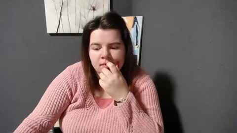Snapshot of shyness_girl chatting on February 24, 7:22 am Bethany online show from February 24, 7:22 am