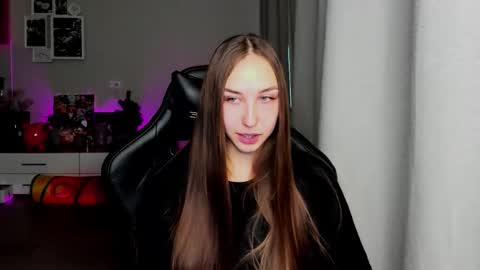 SIA online show from September 28, 2:31 am