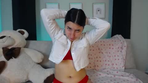 Sia online show from December 16, 12:07 am