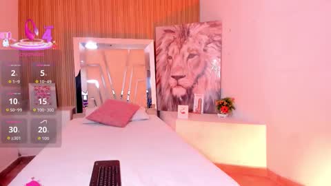 siafoxx_ online show from February 26, 6:39 am