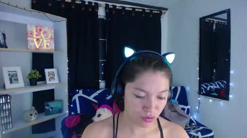 sian online show from February 28, 7:25 pm