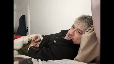 sibemolx online show from December 5, 11:23 pm