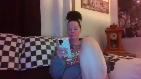 Mrs. St. Patrickk online show from December 20, 1:01 am