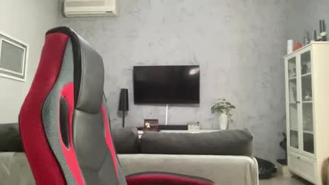 sidvicious23cm online show from November 19, 11:31 am