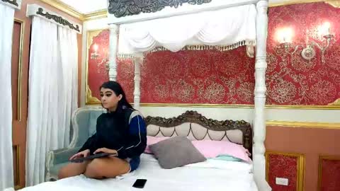 SinnaDark online show from April 23, 11:18 am