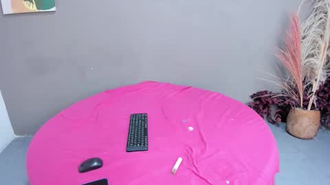 sienna_glow online show from March 24, 2:23 pm