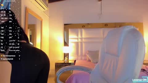 Sienna  online show from January 14, 12:35 pm