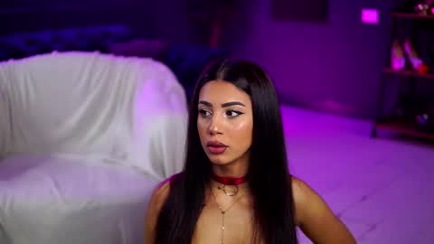 Sienna online show from October 27, 11:10 am