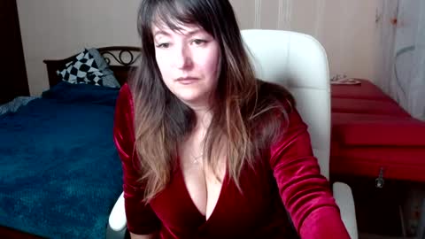 Snapshot of sierrapreston chatting on October 11, 2:43 pm sierrapreston online show from October 11, 2:43 pm